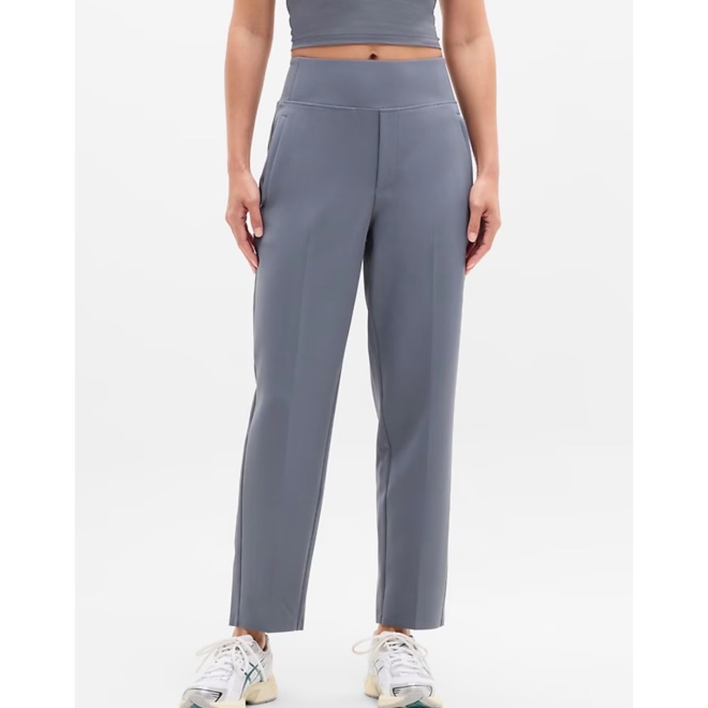 Athleta Cropped Straight-Leg Pants in Slate